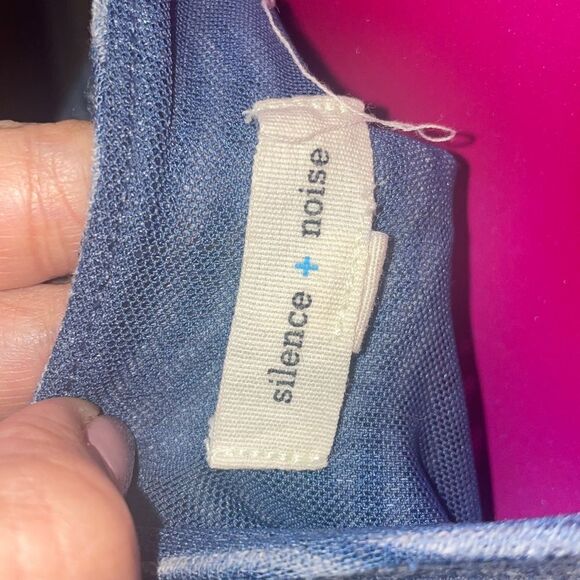 Silence + Noise low back dress - Picture 5 of 8